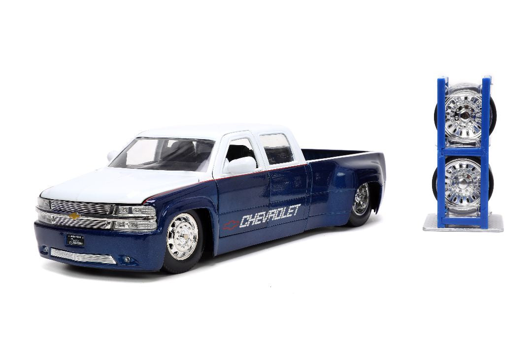 Jada 1/24 "Just Trucks" 1999 Chevy Silverado Dooley with Rack HPD